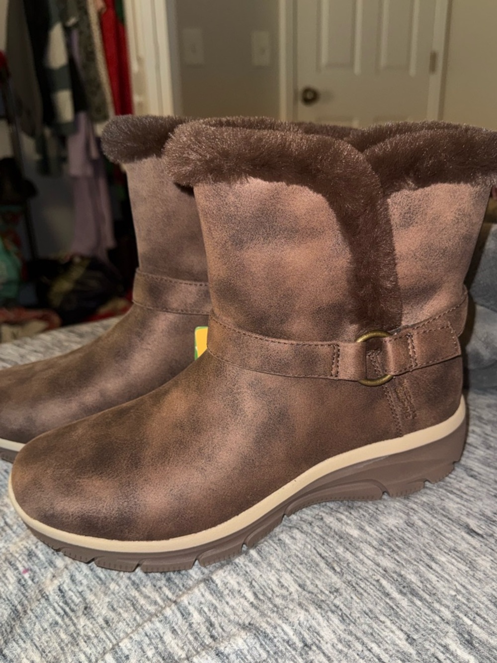 Skechers Women's Brown Faux Suede Winter Boot with Fur Collar
